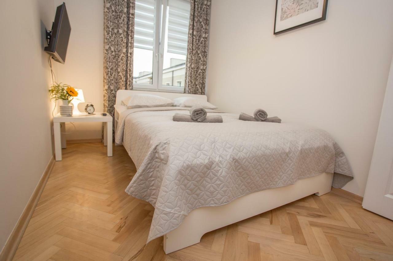 Cr Apartament W Centrum Lipowa 18 ビャウィストク エクステリア 写真