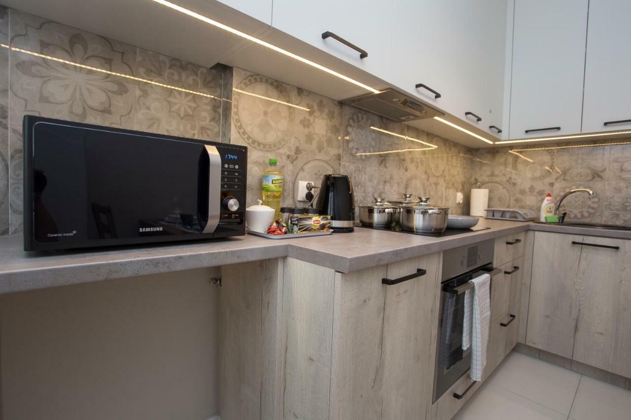 Cr Apartament W Centrum Lipowa 18 ビャウィストク エクステリア 写真